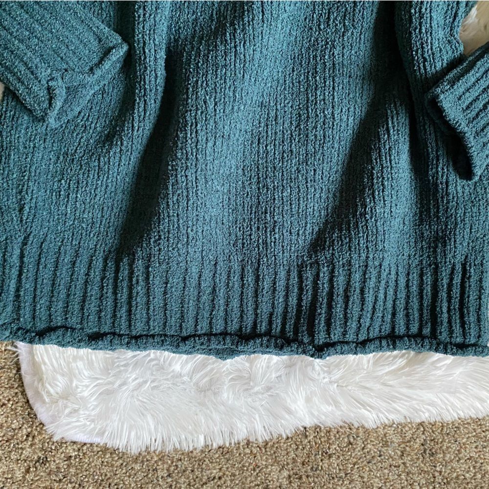 Moon & Madison Sweater - Picture 3 of 7